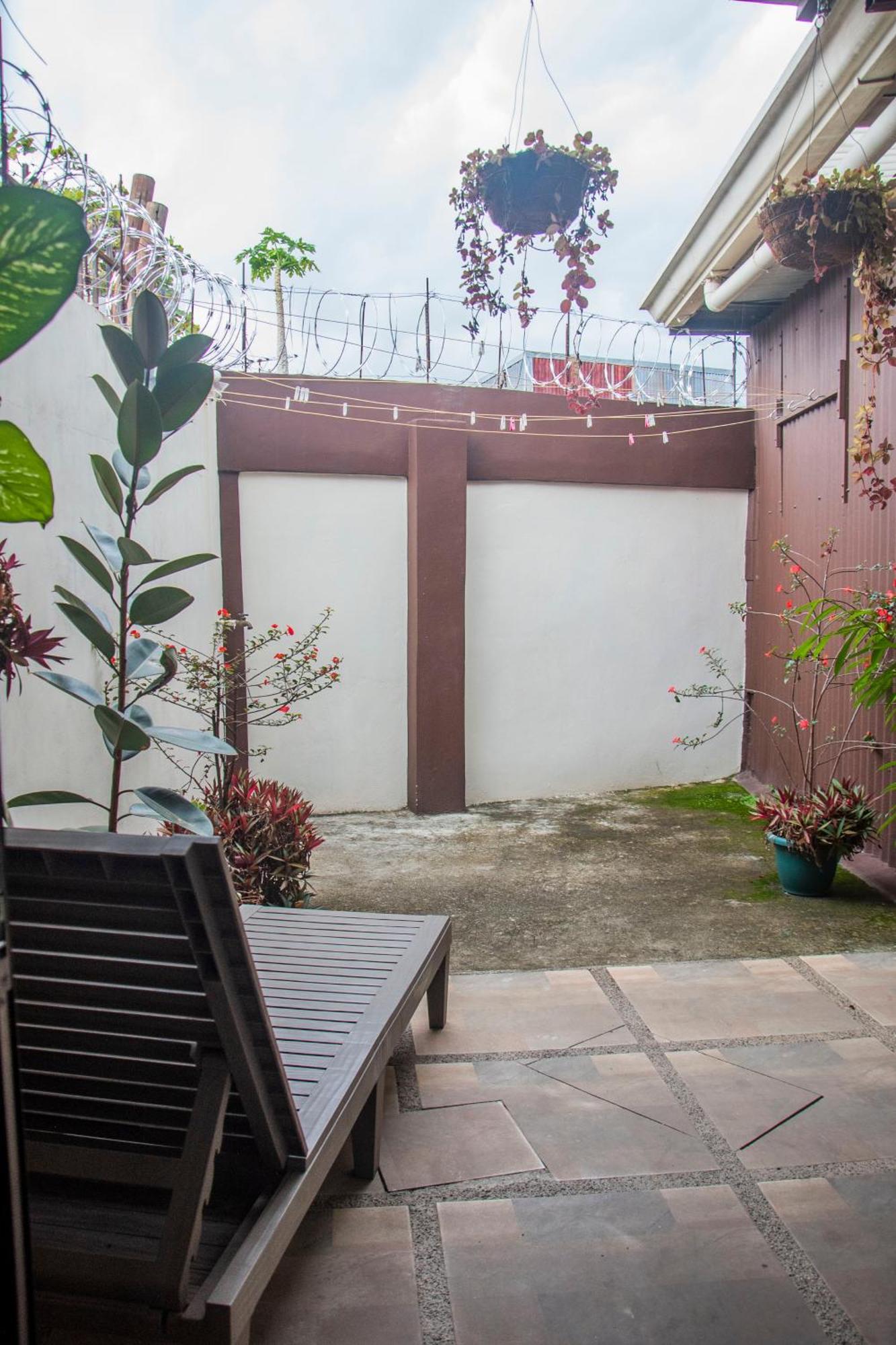 Entero 1 Km Juan Santamaria Airport Apartment